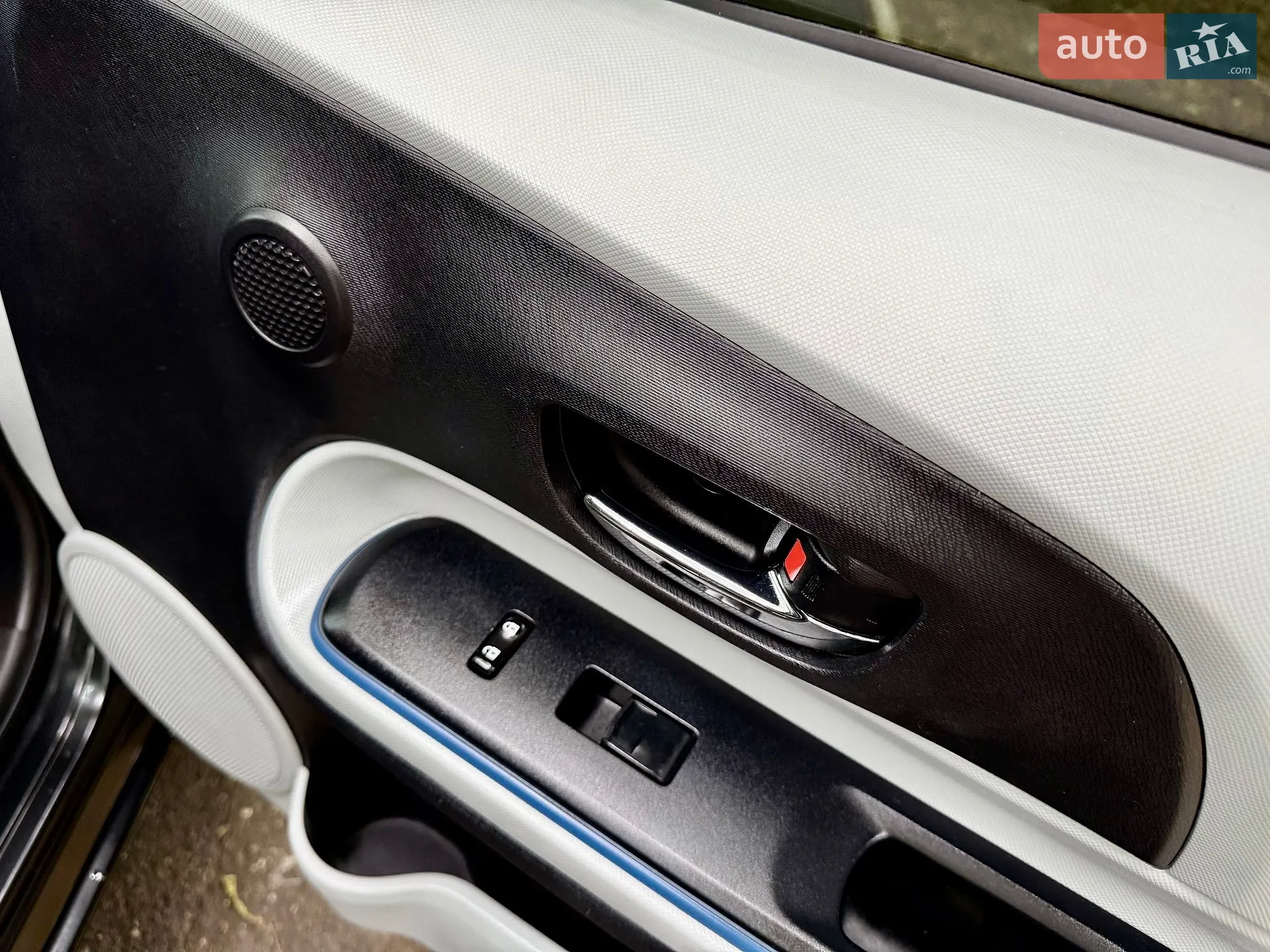 2014 Toyota Prius c - мініатюра 42