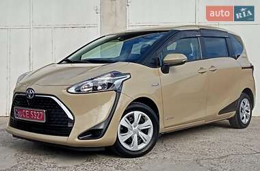 Минивэн Toyota Prius MPV 2018 в Одессе