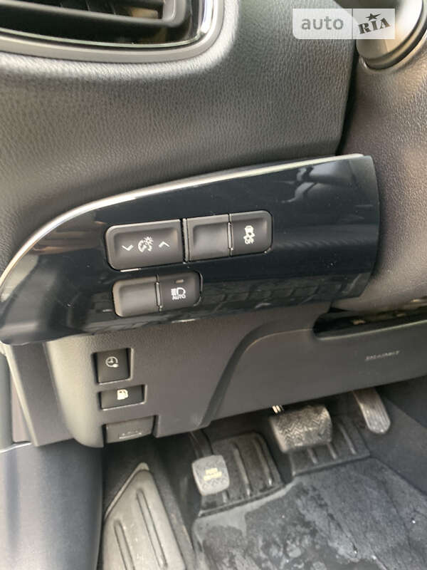 Хетчбек Toyota Prius Prime 2018 в Одесі