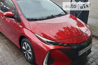 Хетчбек Toyota Prius Prime 2018 в Києві