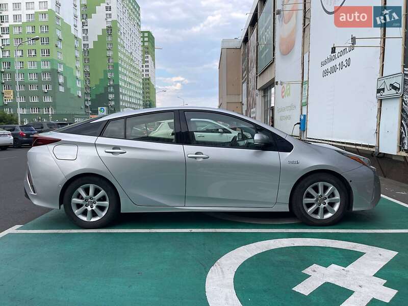 Хетчбек Toyota Prius Prime 2017 в Одесі