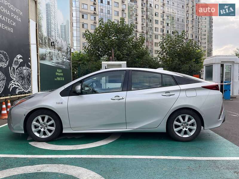 Хетчбек Toyota Prius Prime 2017 в Одесі
