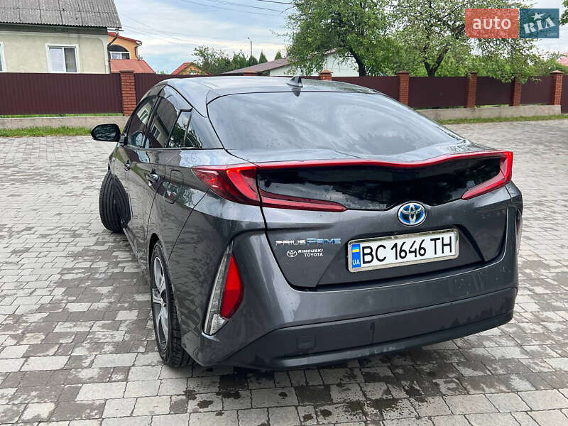 Хэтчбек Toyota Prius Prime 2019 в Самборе