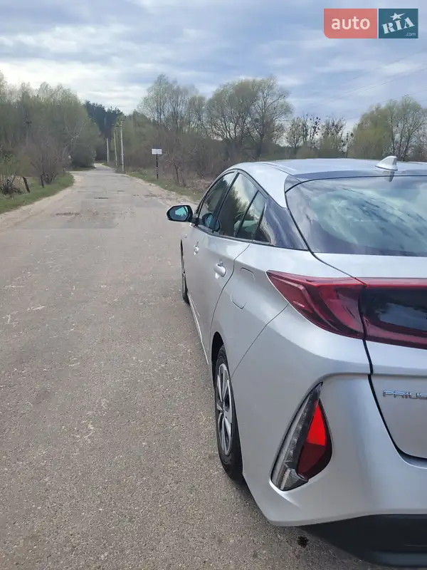 Toyota Prius Prime 2017