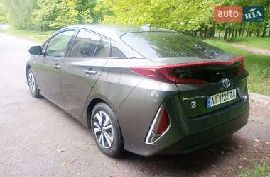 Хетчбек Toyota Prius Prime 2018 в 