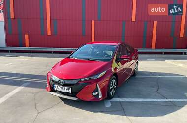 Хетчбек Toyota Prius Prime 2017 в Києві