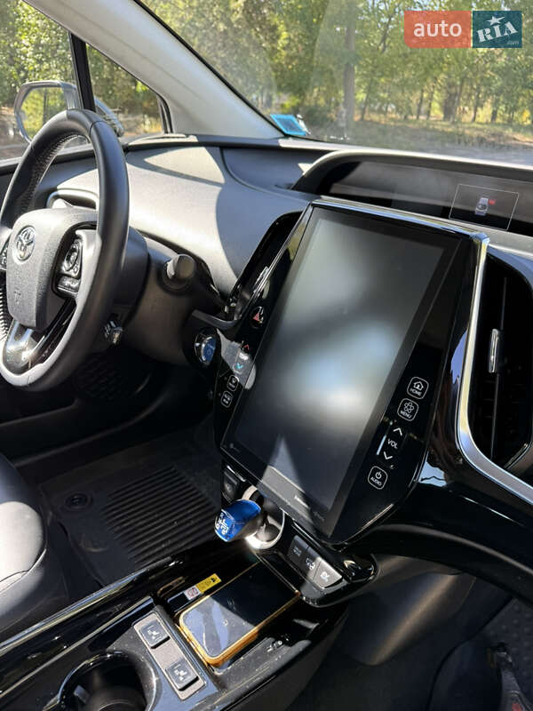 Хетчбек Toyota Prius Prime 2021 в Дніпрі фото 9 Хетчбек Toyota Prius Prime 2021 в Дніпрі
