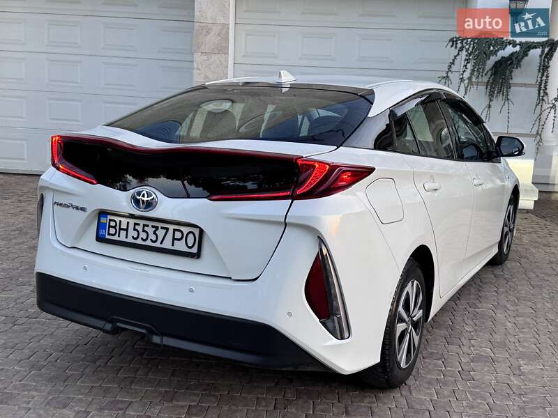 Хэтчбек Toyota Prius Prime 2018 в Одессе