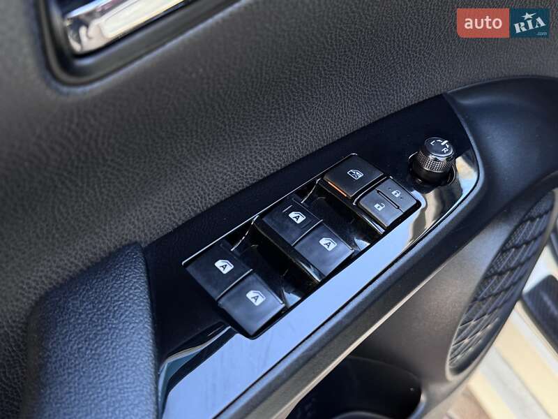 Хэтчбек Toyota Prius Prime 2018 в Одессе