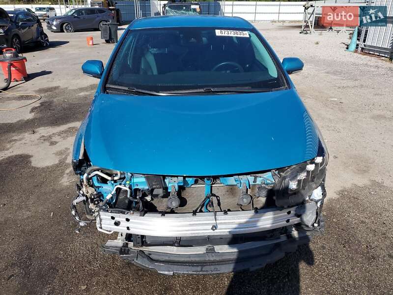 Хэтчбек Toyota Prius Prime 2017 в Львове фото 5 Хэтчбек Toyota Prius Prime 2017 в Львове