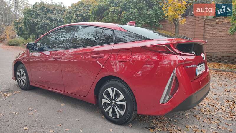 Хэтчбек Toyota Prius Prime 2016 в Харькове фото 9 Хэтчбек Toyota Prius Prime 2016 в Харькове