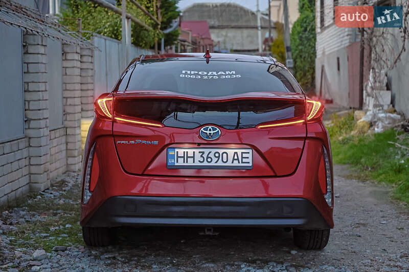 Хэтчбек Toyota Prius Prime 2017 в Одессе фото 5 Хэтчбек Toyota Prius Prime 2017 в Одессе