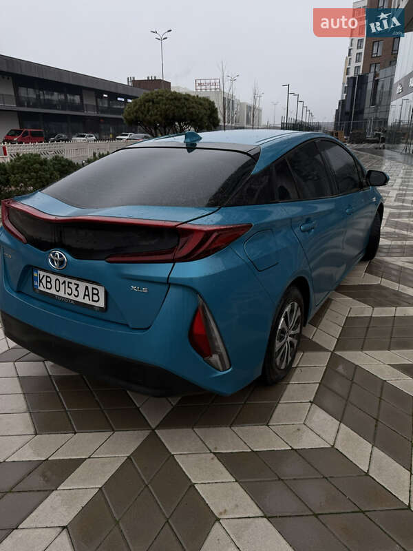 Хэтчбек Toyota Prius Prime 2020 в Киеве фото 13 Хэтчбек Toyota Prius Prime 2020 в Киеве