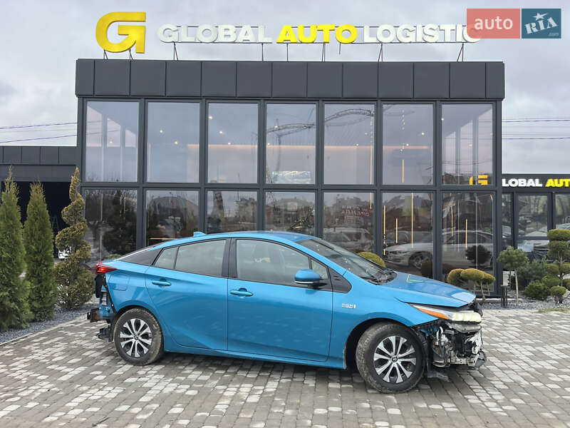 Хэтчбек Toyota Prius Prime 2019 в Львове