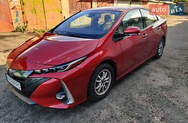 Хетчбек Toyota Prius Prime 2017 в Києві