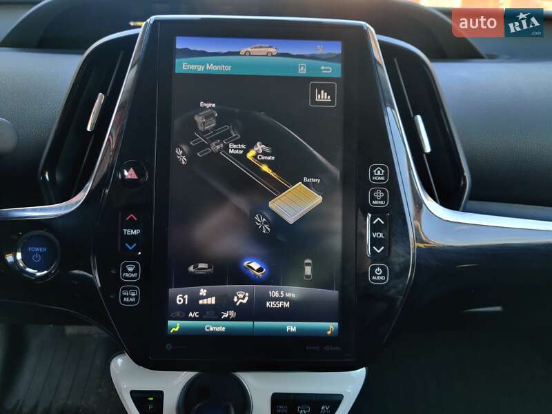 Хэтчбек Toyota Prius Prime 2017 в Ужгороде