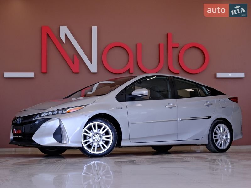 Toyota Prius Prime 2021