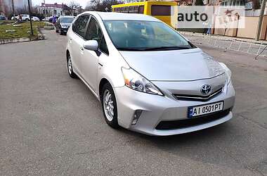Універсал Toyota Prius v 2012 в Києві