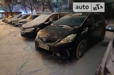 Універсал Toyota Prius v 2014 в Києві