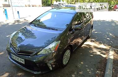 Універсал Toyota Prius v 2013 в Одесі