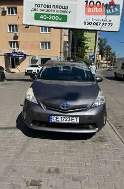 Універсал Toyota Prius v 2013 в Івано-Франківську