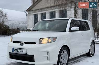 Універсал Toyota Prius v 2013 в Калуші