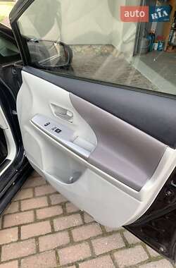 Універсал Toyota Prius v 2012 в Києві