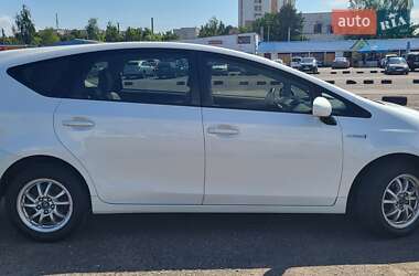 Універсал Toyota Prius v 2012 в Черкасах
