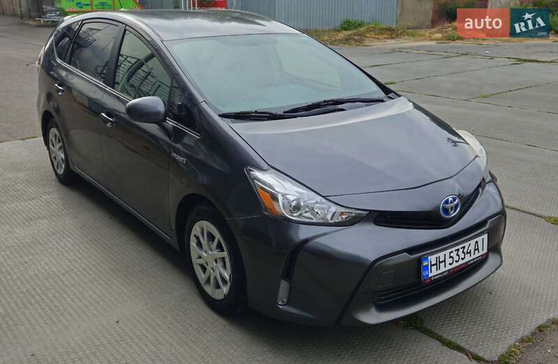 Универсал Toyota Prius v 2016 в Одессе фото 3 Универсал Toyota Prius v 2016 в Одессе