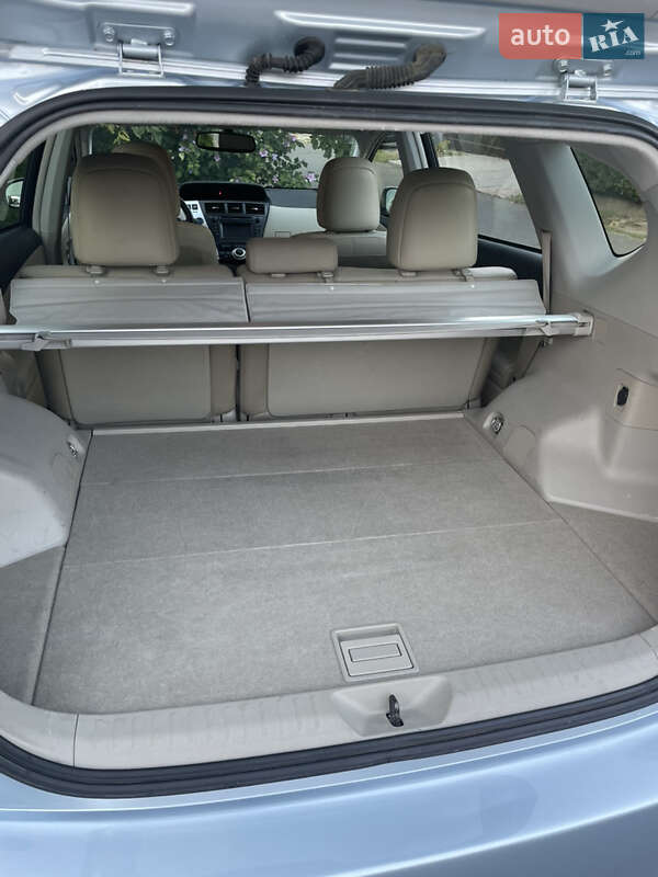 Универсал Toyota Prius v 2013 в Черноморске фото 14 Универсал Toyota Prius v 2013 в Черноморске