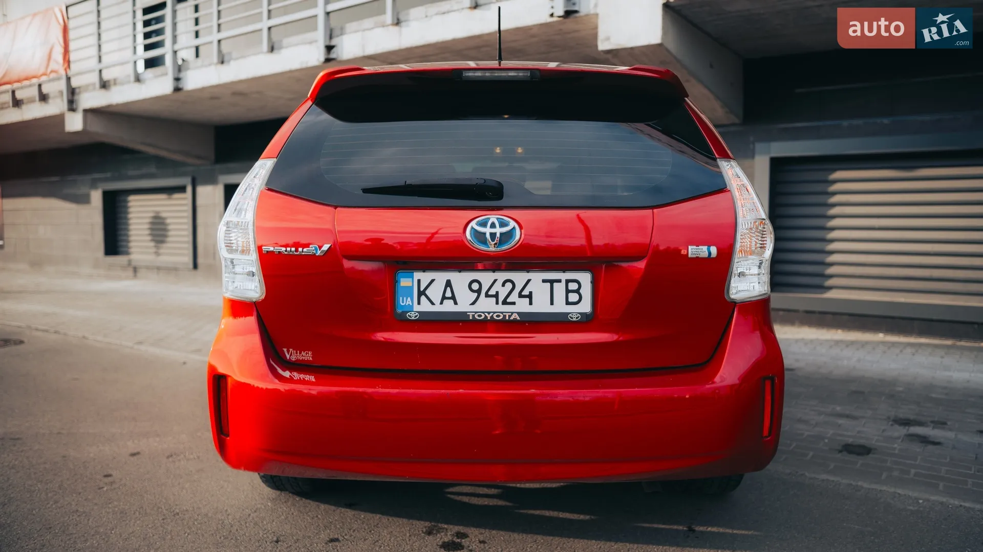 2013 Toyota Prius v (+) - мініатюра 12