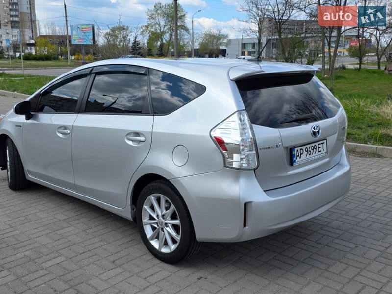 Универсал Toyota Prius v 2013 в Запорожье фото 4 Универсал Toyota Prius v 2013 в Запорожье