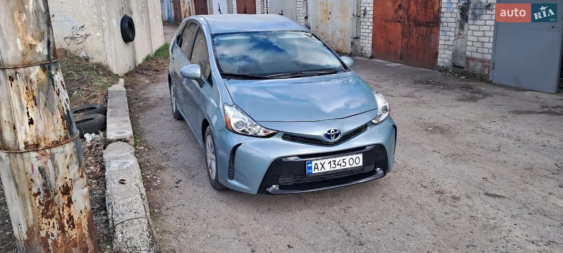2014 Toyota Prius v (+) - фото 1