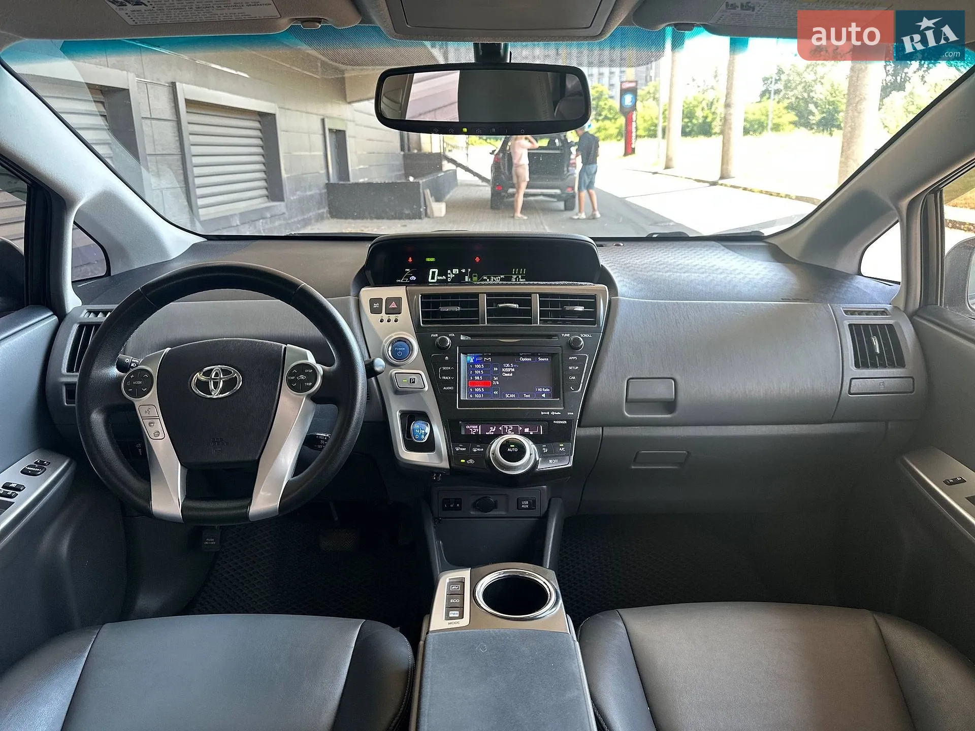 2012 Toyota Prius v (+) - мініатюра 9