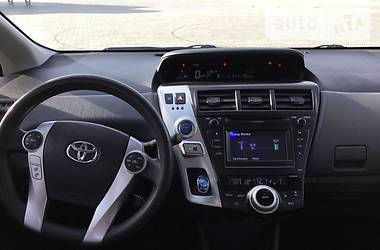 Универсал Toyota Prius 2013 в Одессе