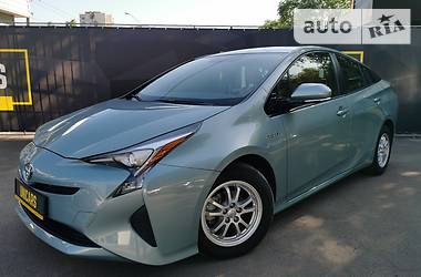 Toyota Prius 2016