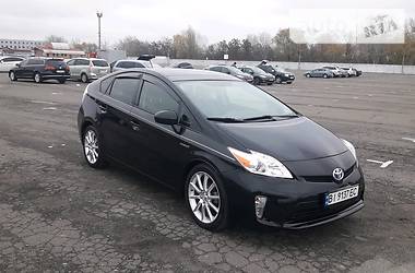 Хэтчбек Toyota Prius 2013 в Киеве