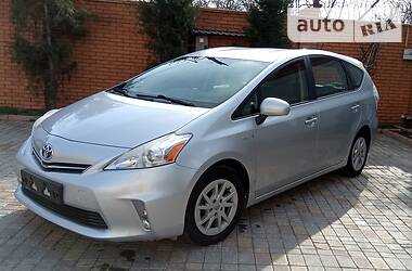 Універсал Toyota Prius 2012 в 