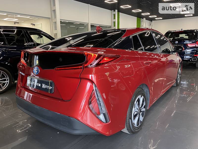 Хетчбек Toyota Prius 2017 в Одесі
