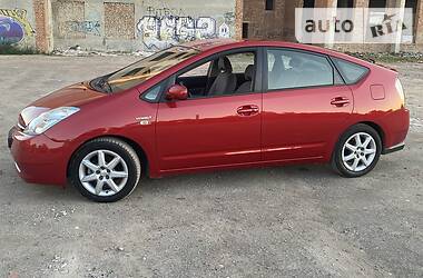 Лифтбек Toyota Prius 2006 в Тернополе