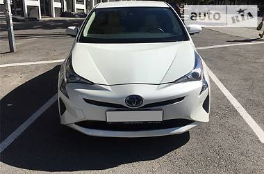 Хэтчбек Toyota Prius 2018 в Днепре