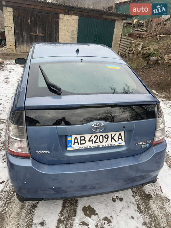 Хетчбек Toyota Prius 2005 в Могилів-Подільському