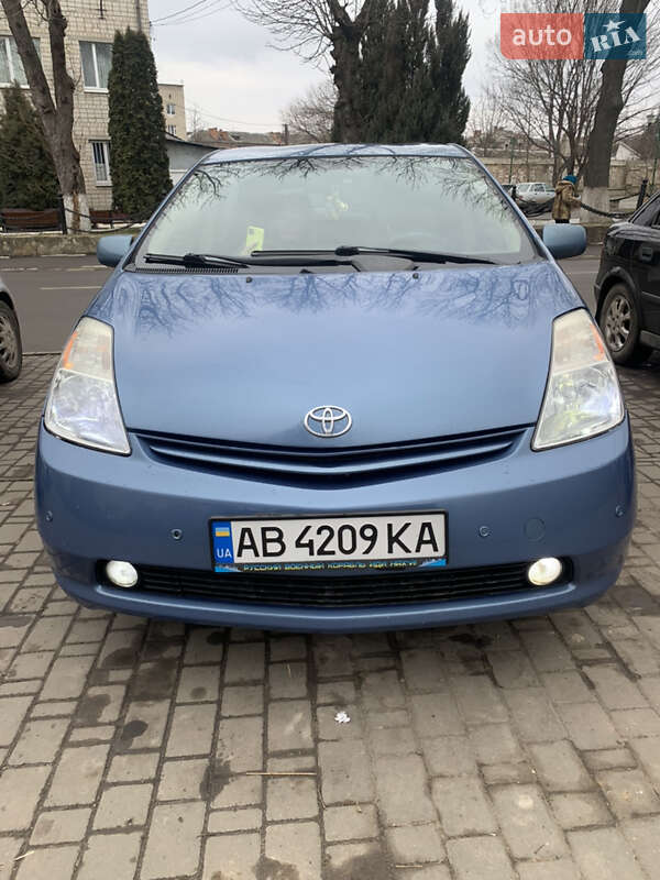 Хетчбек Toyota Prius 2005 в Могилів-Подільському
