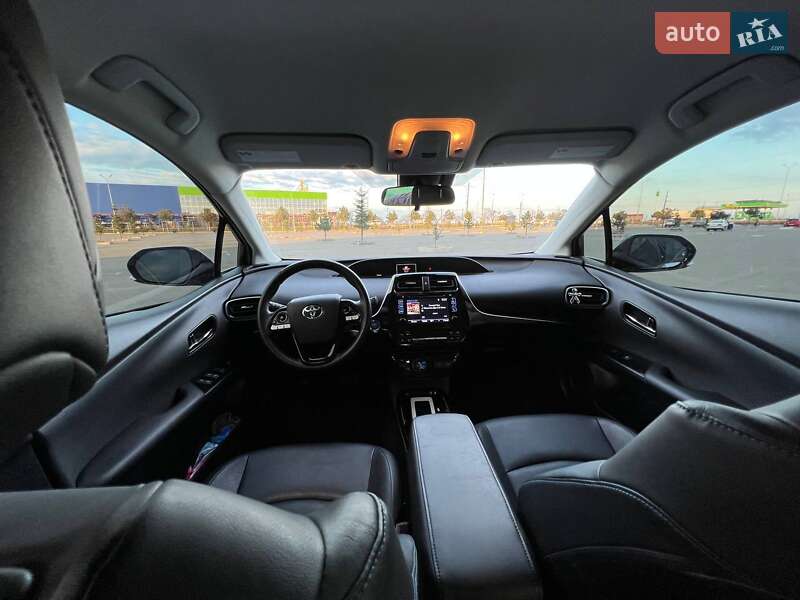 Хетчбек Toyota Prius 2016 в Одесі