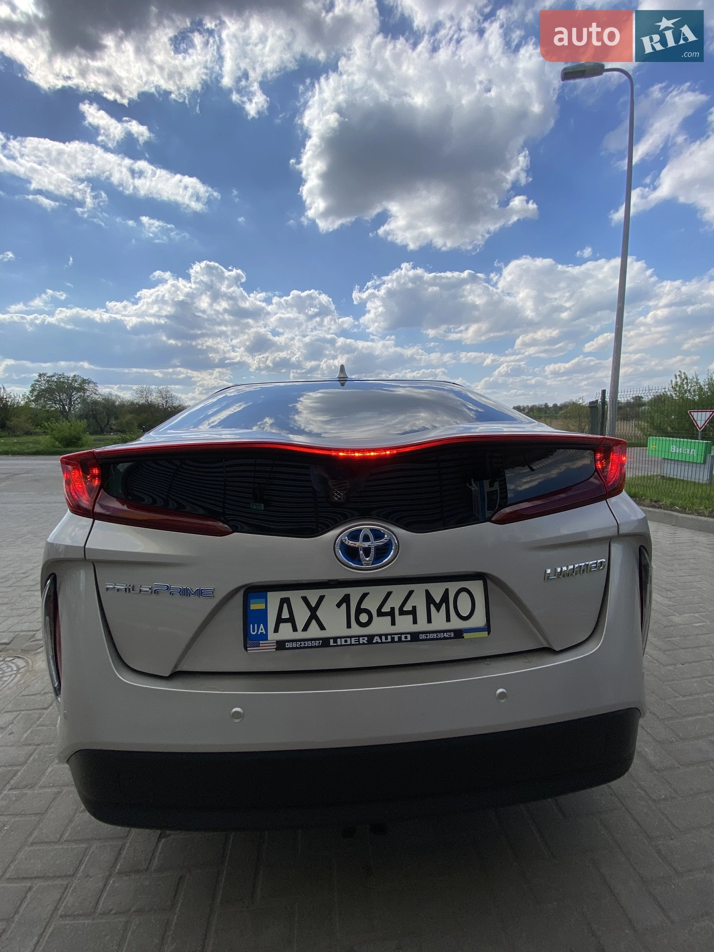 2019 Toyota Prius - мініатюра 3