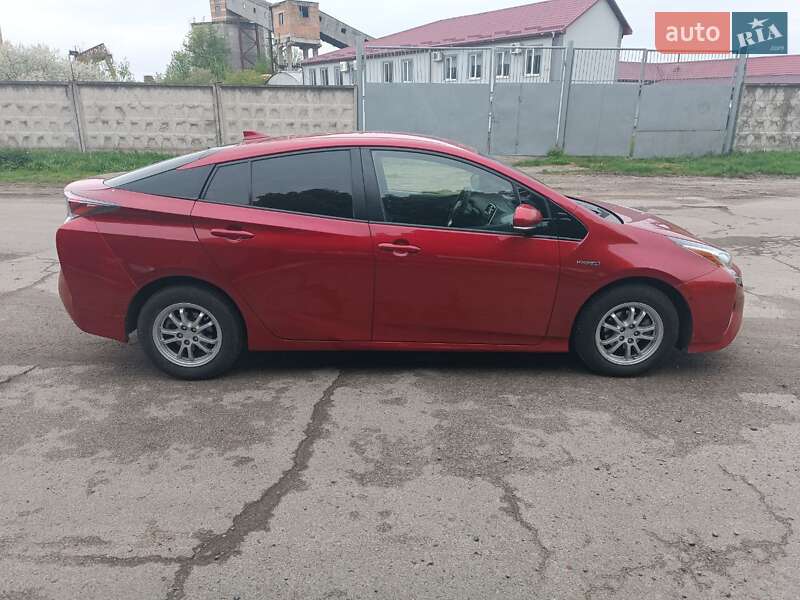 Хэтчбек Toyota Prius 2017 в Ровно фото 6 Хэтчбек Toyota Prius 2017 в Ровно