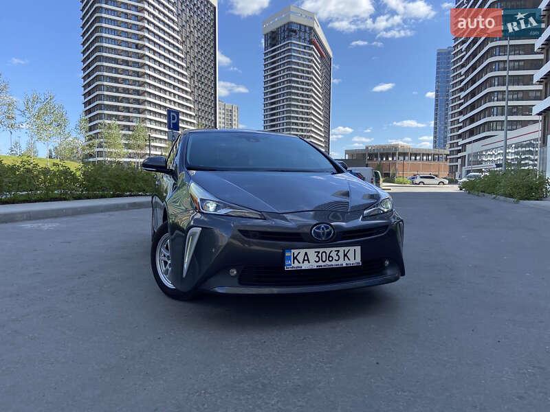Хетчбек Toyota Prius 2019 в Києві