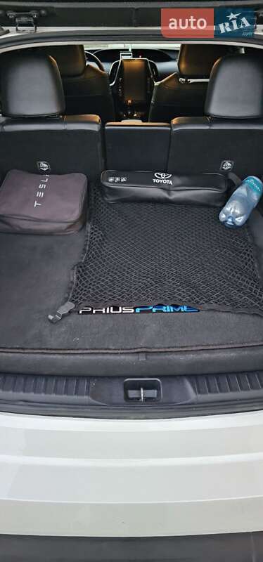 Хэтчбек Toyota Prius 2019 в Виннице
