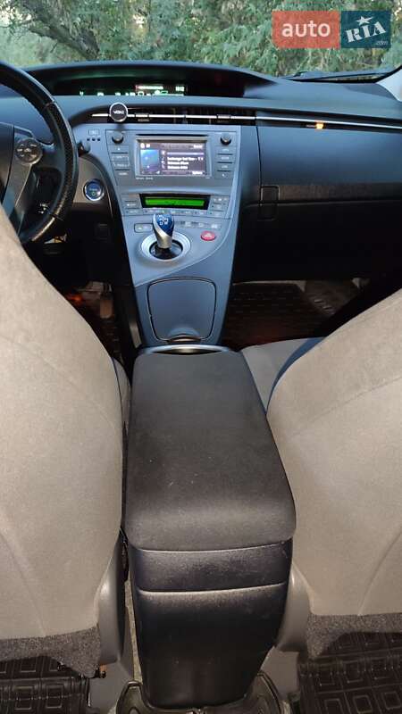 Хетчбек Toyota Prius 2013 в Миколаєві