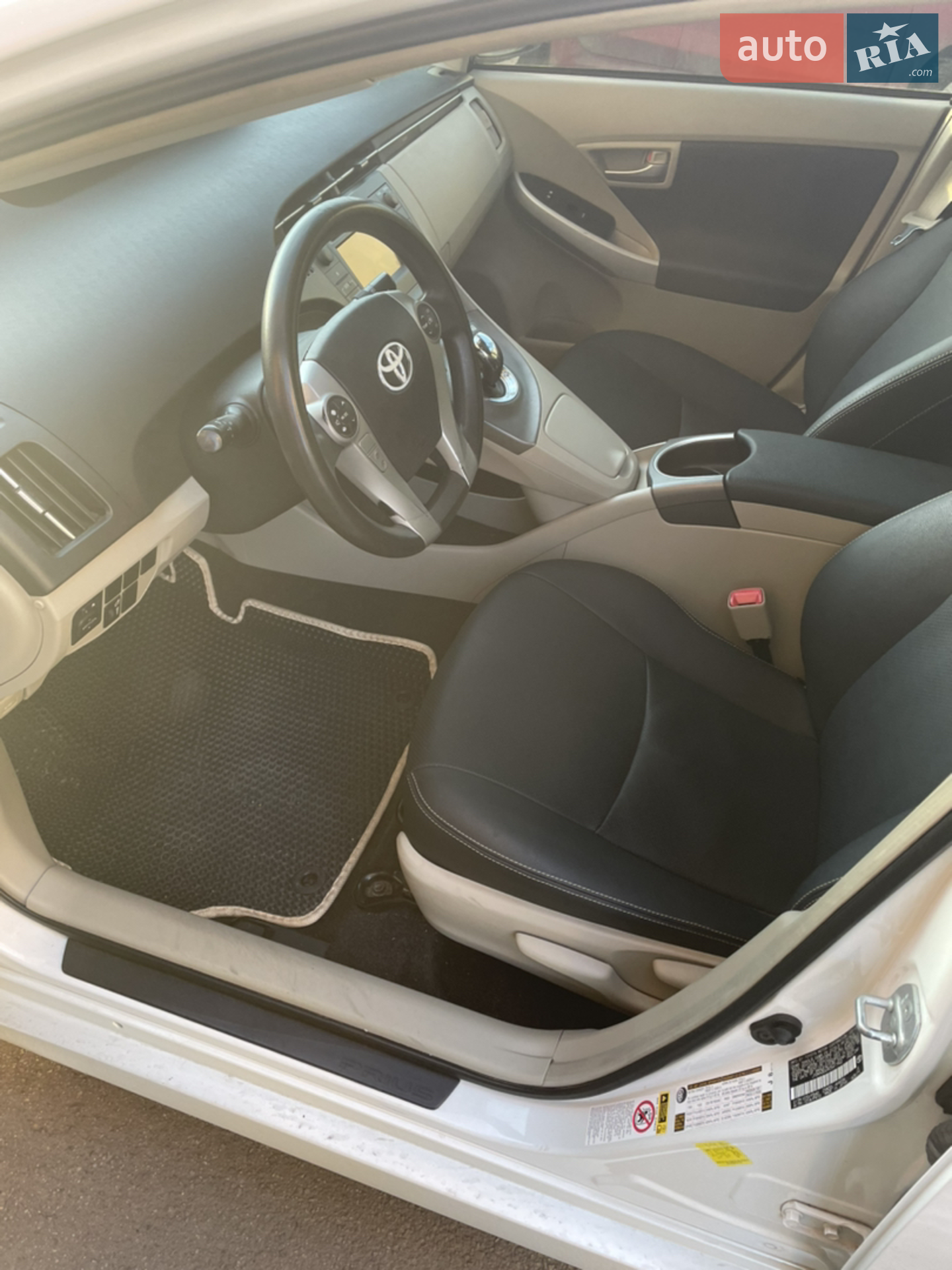 2012 Toyota Prius - мініатюра 11